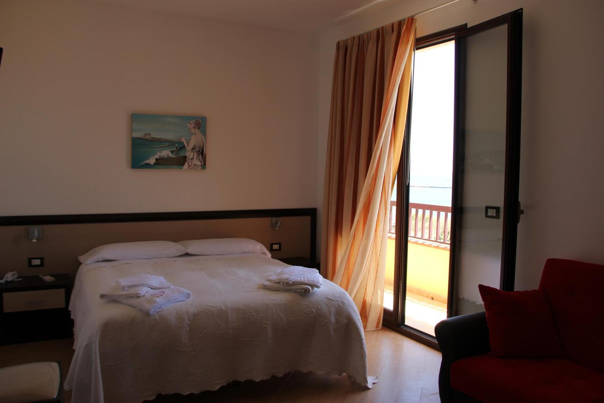 Albergo Perseo Portopalo Di Capo Passero Eksteriør bilde